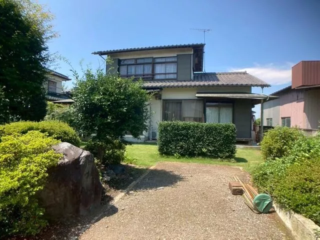 If you are looking for a house with spacious parking space!