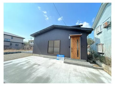 [Open House Held] Interior and exterior renovation completed / New seismic standards compliant / Water area replacement / Parking for 5 cars in parallel available