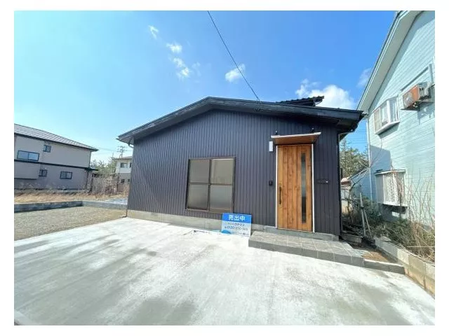 [Open House Held] Interior and exterior renovation completed / New seismic standards compliant / Water area replacement / Parking for 5 cars in parallel available