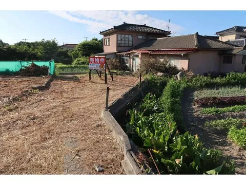 ■ Since it is a quiet residential area, you can lead a calm life. ■