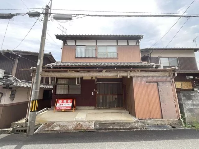■ This property is close to the sea♪ ■ It has ample storage!