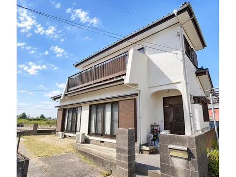 【Owner change property】 A quiet residential area where you can feel nature