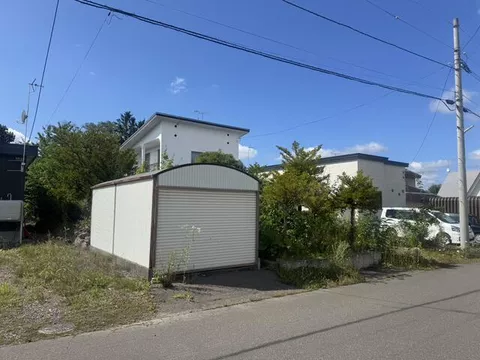 Monbetsu District Engaru Town Minami Town 3-chome (Engaru Station) 2-story 4LDK