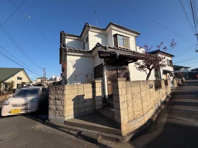 ◆Flooring◆Dishwasher◆Quiet residential area◆Equipped with warm water floor heating◆Entrance hall.