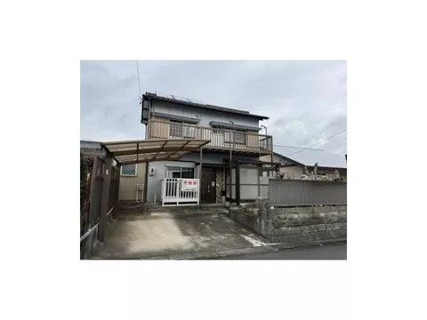 ◇Partial interior renovation completed◇Parking for 2 cars available◇South-facing house