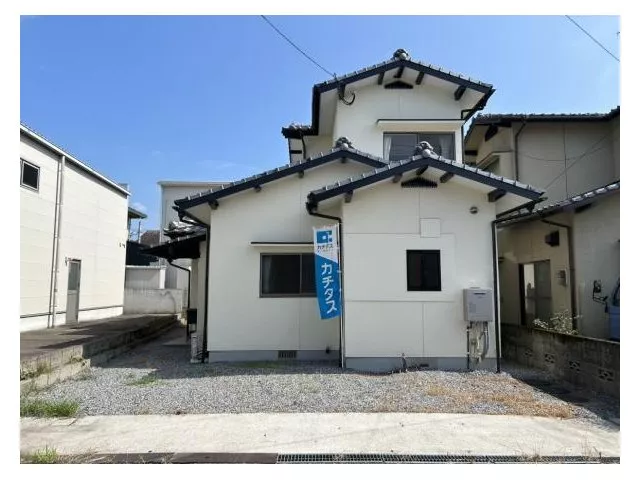 [Open House Held] [Interior and Exterior Renovated] [Move-in Ready] Can park 2 standard cars in parallel