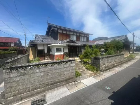 This house has a spacious layout.