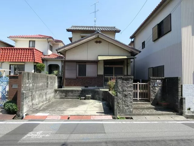 Kamihama-cho 3 (Edobashi Station) 6.8 million yen