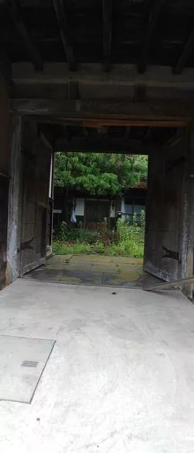 2F 8DK in Shimizu, Kokufu-cho, Tottori-shi, Hokkaido

3,000,000 yen