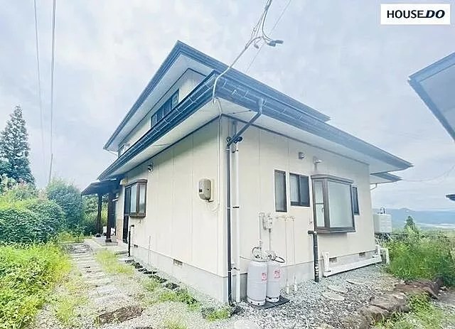 Used single-family home, Yamagata City, Zao Ueno