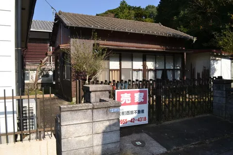 Arida Town, Nishimatsuura District, Nakatari 2-chome (Kamiarita Station) Single-story building 2K