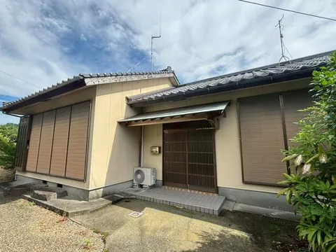 Kagoshima City, Kiire Maenohama Town (Maenohama Station), single-story building, 4K