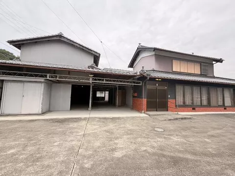 Mima City, Mima Town, Taniguchi (Awa-Handa Station) 2-story building 6DK