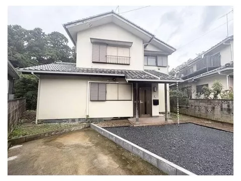 ☆Spacious 5SLDK + SK + soundproof room!☆Terrace☆Garage☆Two kitchens