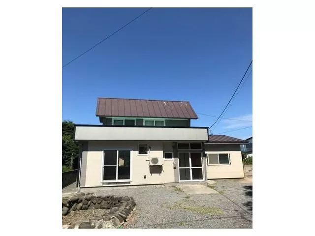 Suehiro (Kuroishi Station) 3.9 million yen