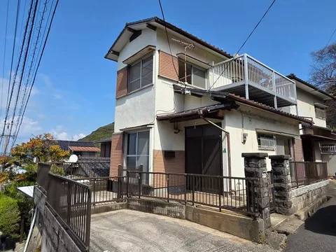 "A small home with a sea view that can be achieved at a rent-like price"