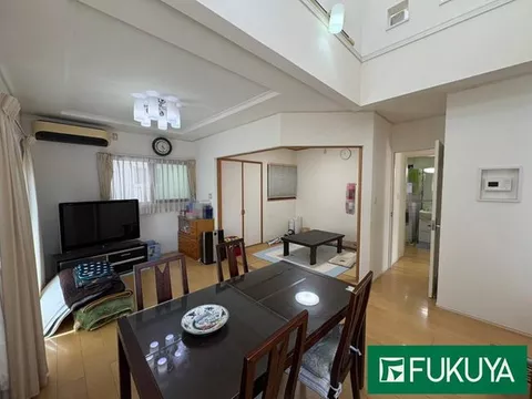 ◆ All-electric house◆ Equipped with solar power generation system◆ The dining area has a loft
