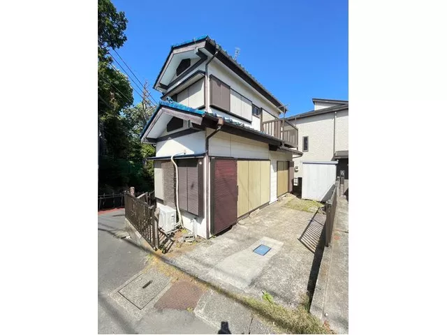 Yamazaki Town renovated house! Space for 2 cars available! Can also be used as an investment!