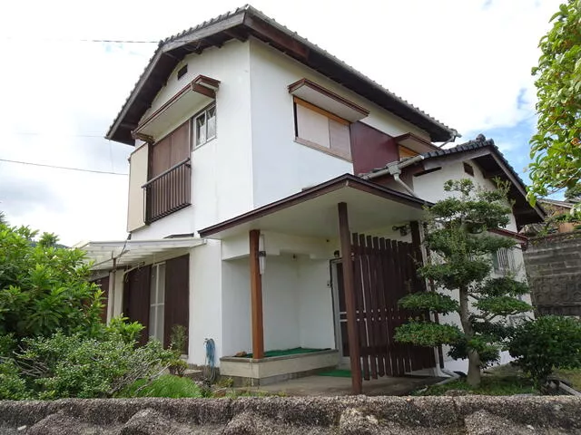 Imari City, Higashiyamayashiro Town, Sato (Sato Station) 2-story building 6DK