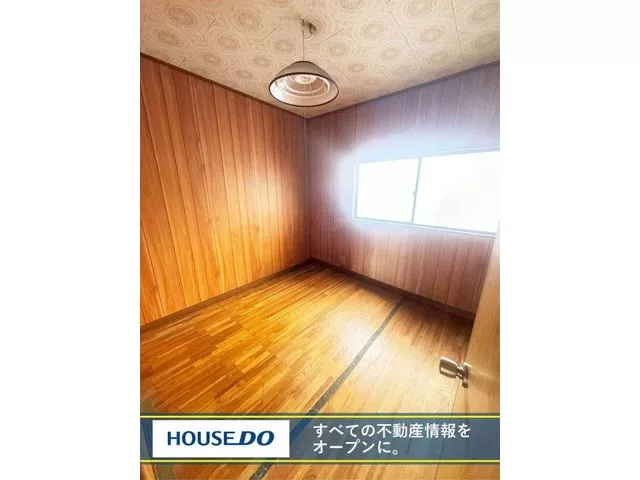 #Shoe box #Window in the kitchen #Within 10 minutes on foot to the supermarket #Hot water supply