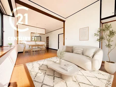 Good access to the city center♪ ＼＼ Within walking distance to express bus stop × Comfortable renovated south-facing home／／