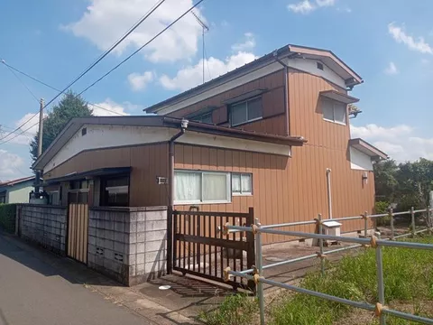 2-minute walk to Oguri Elementary School, spacious and convenient dirt floor / bright Japanese-style room space