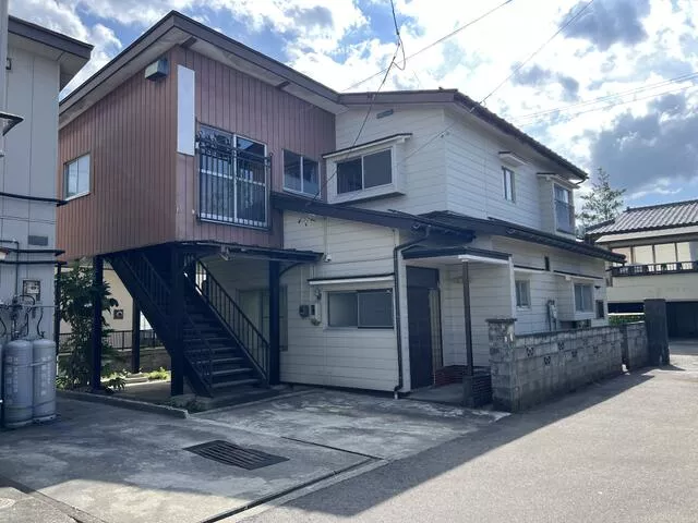 23-minute walk from Furudate Station on the JR Tohoku Main Line, 75 Tanaka, Takamizuma, Shiwa District, Iwate Prefecture
