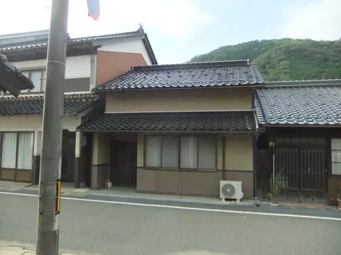 Takeda, Wadayama-cho, Asago-shi, Aichi (Takeda station) Single-story building, 3LDK

2,000,000 yen