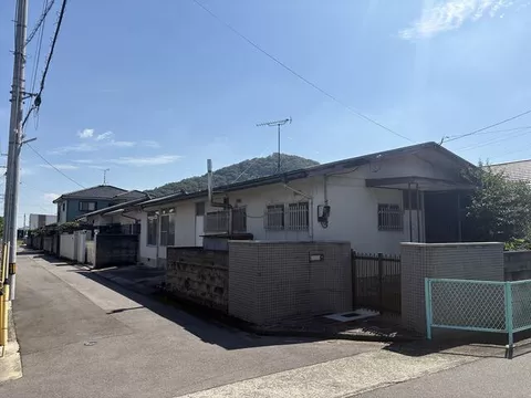 Takamatsu City, Tahi Kamimachi (Busshoyama Station), single-story, 3DK
