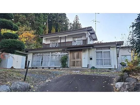 Used single-family home in Ohata