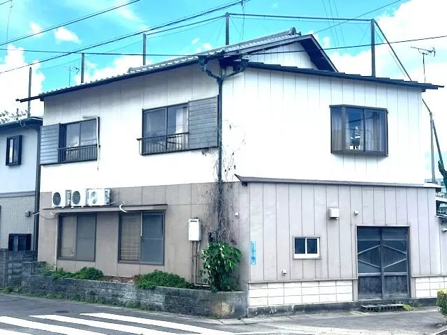 16-minute walk from JR Dosan Line "Kanzouji" Station