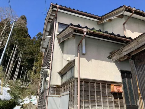 2F 6DK in Notobeshita, Nakanotomachi, Kashima-gun, Kanagawa

500,000 yen