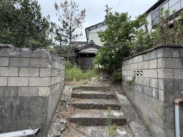 Niigata City, Higashi Ward, Koganecho 1-chome (Niigata Station) 2-story building 6DK