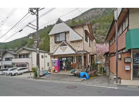 Minobu (Shionosawa Station) 9.8 million yen