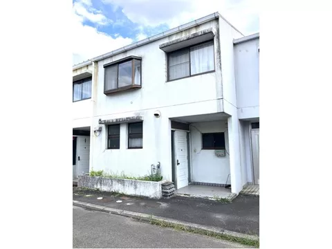 Numerous commercial facilities nearby! Sasaya Elementary School and Shinryo Junior High School area