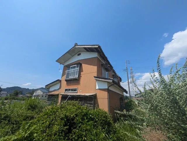 Uonuma City Nakajima (Yabugami Station) 2-story 4DK