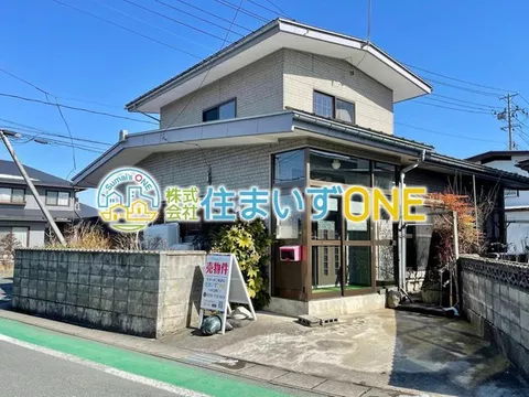 ◎Parking space for 2 or more cars on a lot of more than 50 tsubo (approx. 3.5 square meters) ◎Water and other remodeled areas available.