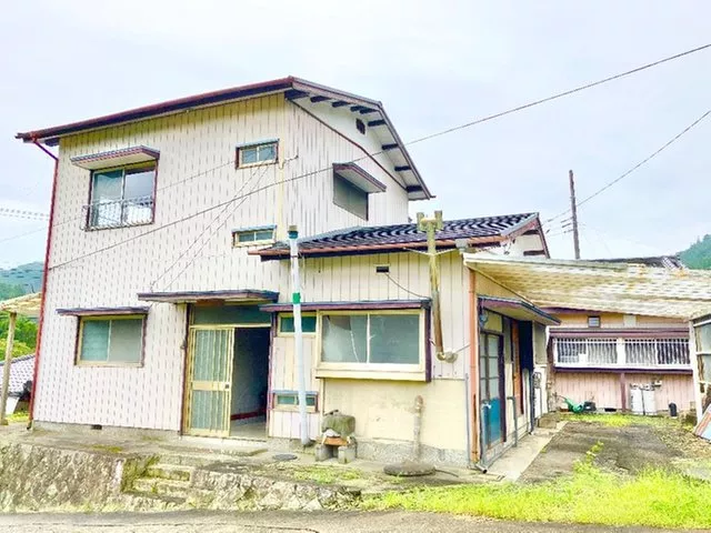 ■ How about relocating or having a second house in a nature-rich area along the Kuji River?