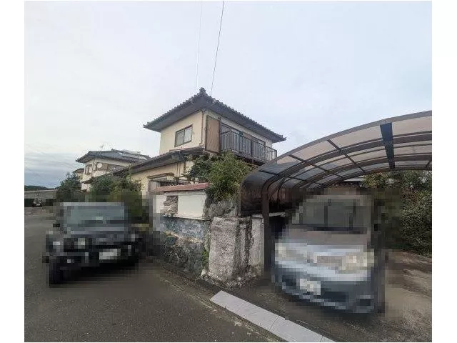 Veranda, window in the washroom, balcony, parking for 2 cars available, shower