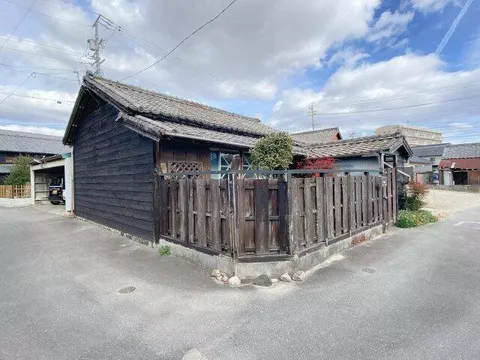 Tokoname City, Taya-cho 5-chome (Taya Station) Single-story building 2DK
