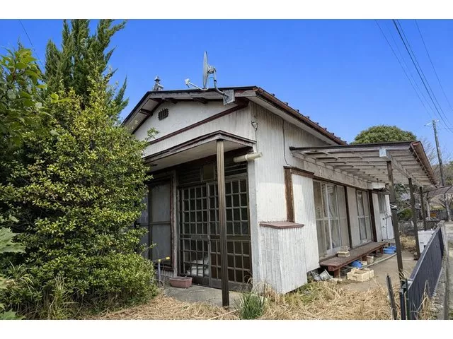 Property along Prefectural Road 163♪ Single-story house with a garden♪
