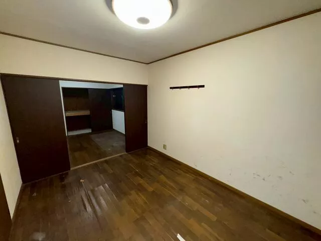 Shibukawa City, Akagimachi Mizorogi (Shikishima Station) 2-story building 8DK