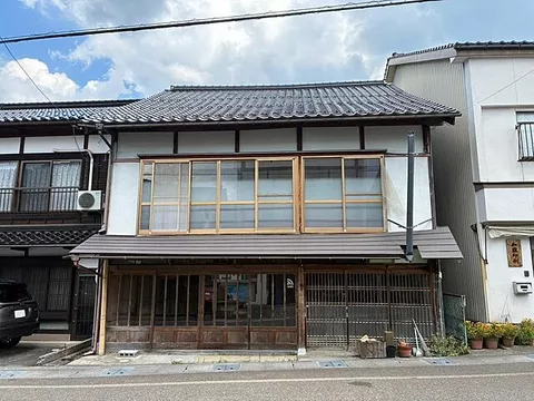 Used single-family home in Chizu, Yazu County