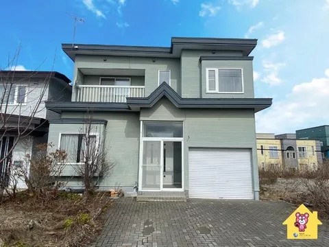 ■With garage・4LDK■<There is a thorough/quick viewing course♪>