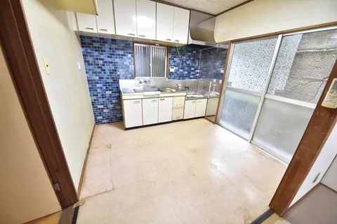 Kure City, Yamate 2-chome (Kure Station) 2-story 4DK