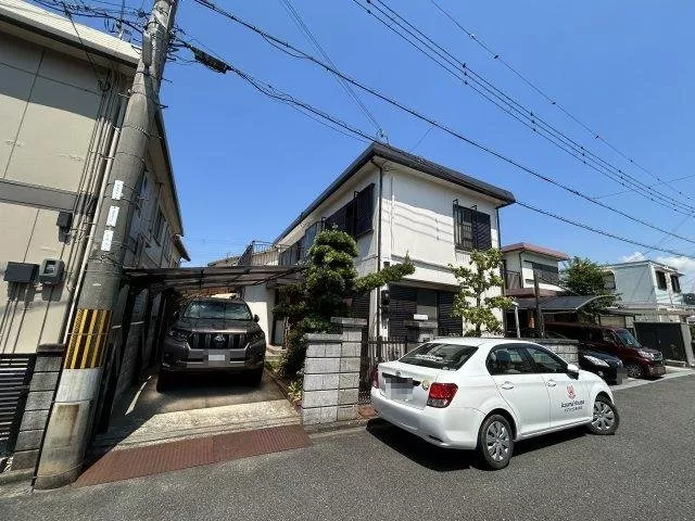 11,800,000 yen, Ohno Naka (Kainan Station)