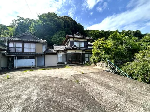 Kashima City, Mikawachi (Hizen-Kashima Station) 2-story building 6DK