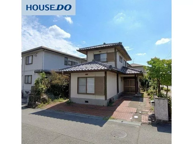 A lightweight steel-framed 3LDK built on a 54-tsubo lot! Spacious LDK of 16 tatami mats × all rooms over 6 tatami mats