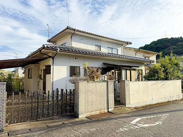 Used single-family home in Onomichi City, Shintakayama 2-chome, existing house