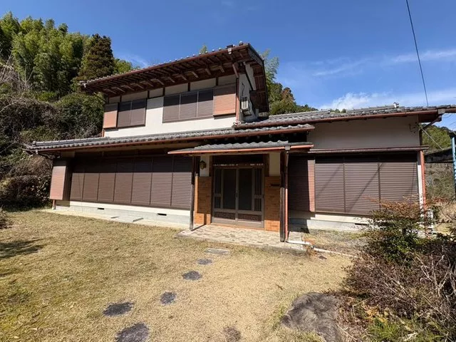 Takayama 5.5 million yen